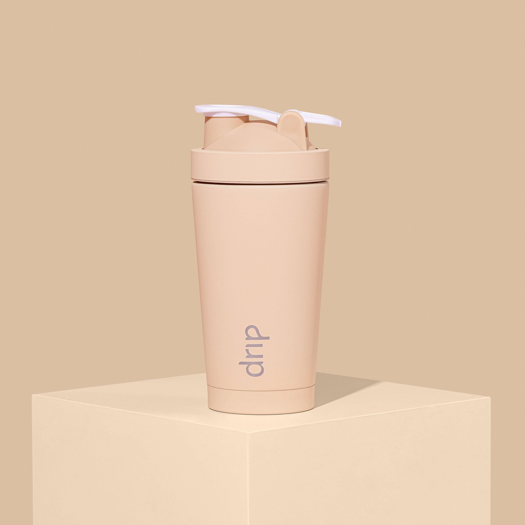 https://dripshakers.com/cdn/shop/products/DripStainlessSteelProteinShakerBoujeeBeige_fb05fcd3-e7e7-4bb7-a0c4-2d9f24c42dcb.jpg?crop=center&height=2048&v=1674714633&width=2048